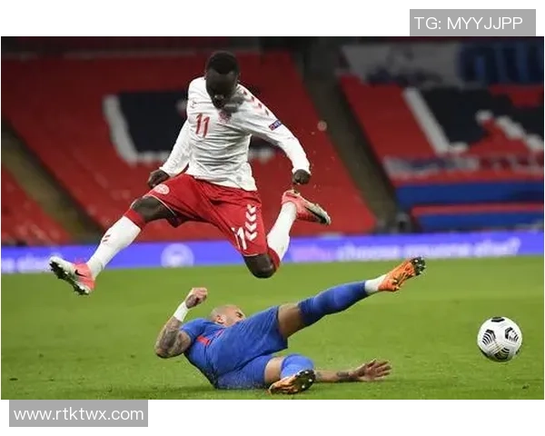 古斯托愚蠢铲球导致红牌 主帅怒火中烧直言不可思议